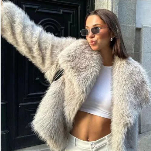 Women's Faux Fox Fur Coat: Luxe Furry Jacket for Autumn and Winter - Trendy Sassy Stylish